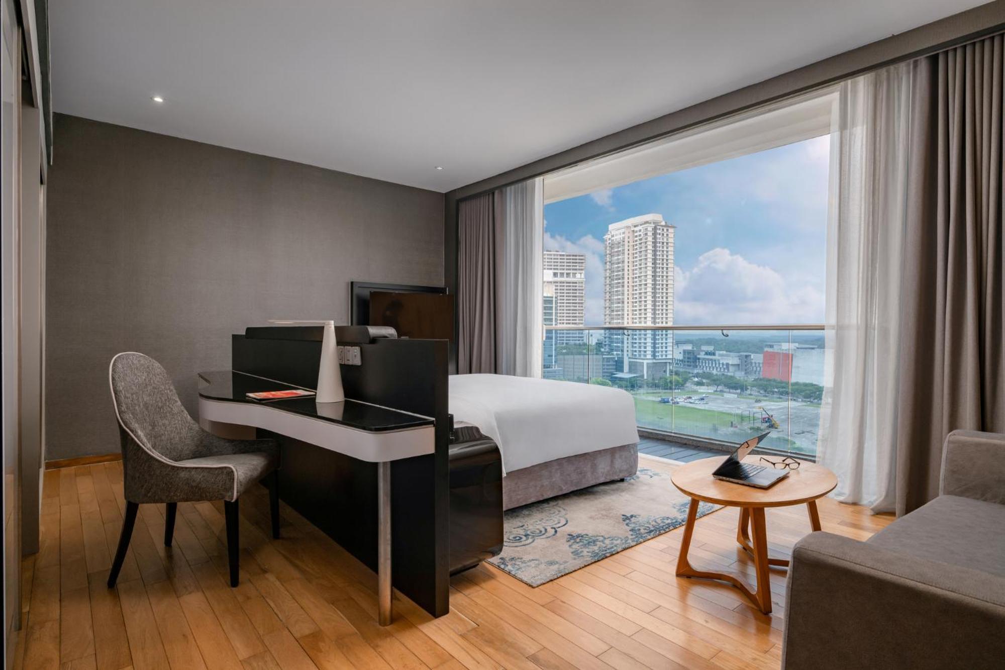 Fraser Place Puteri Harbour Nusajaya  Zewnętrze zdjęcie Suite room