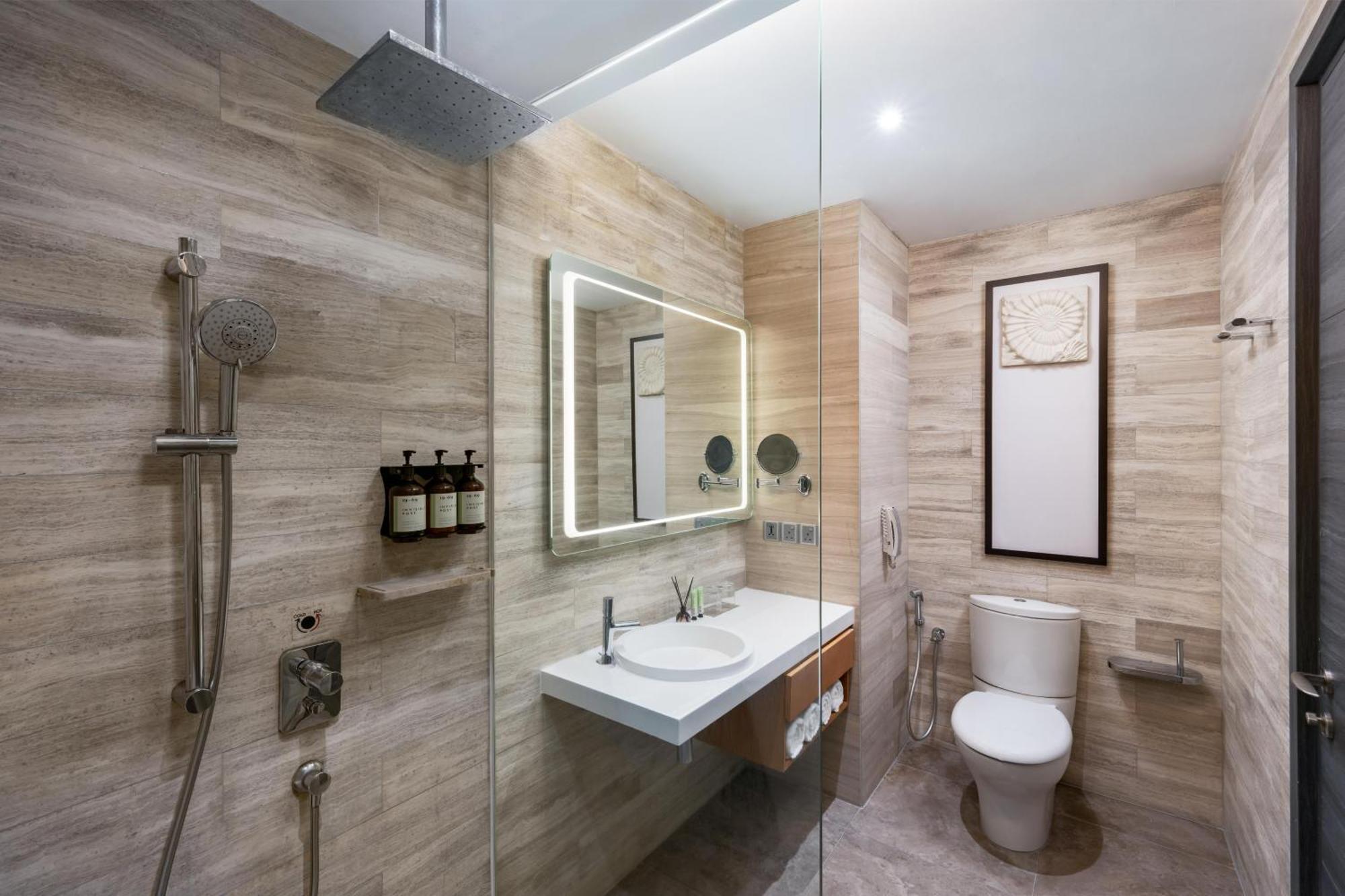 Fraser Place Puteri Harbour Nusajaya  Zewnętrze zdjęcie Bathroom